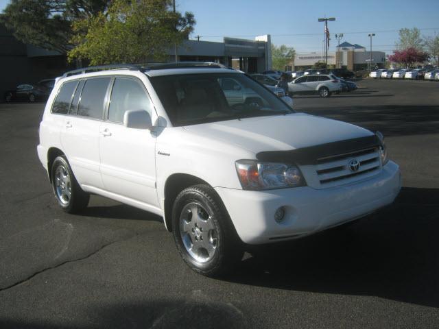Photo of 2005 Toyota Highlander