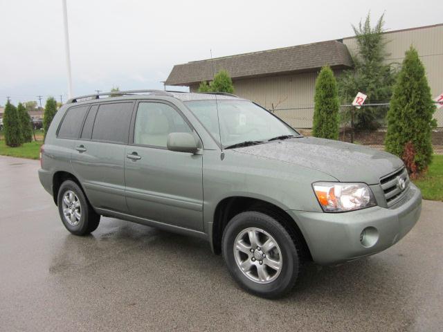 Photo of 2005 Toyota Highlander