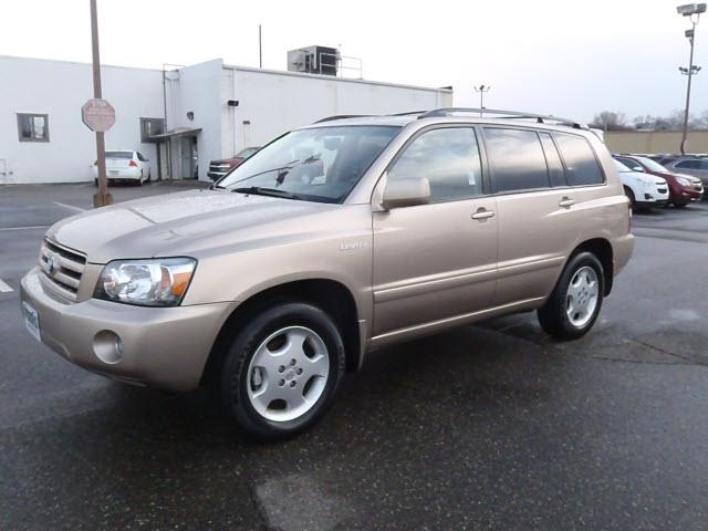 Photo of 2005 Toyota Highlander