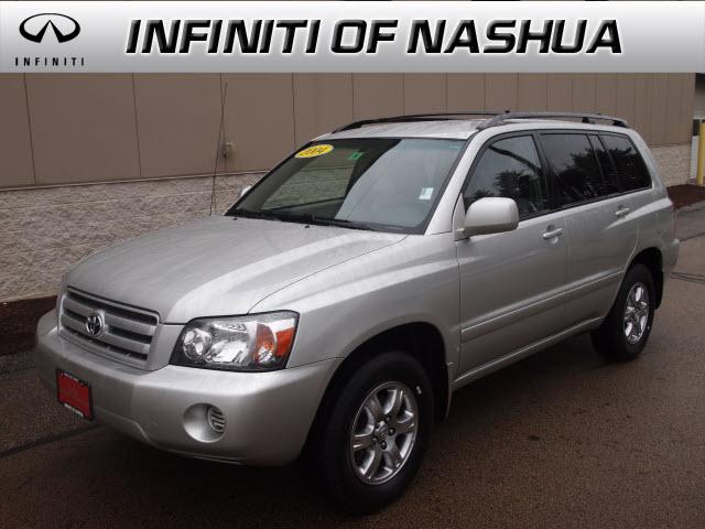 Photo of 2004 Toyota Highlander