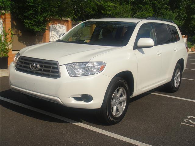 Photo of 2009 Toyota Highlander