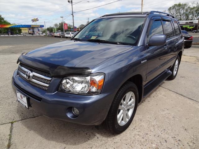 Photo of 2006 Toyota Highlander Hybrid