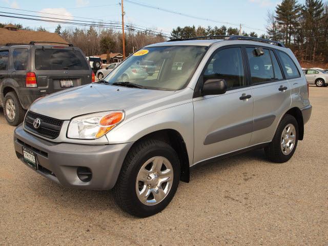 Photo of 2004 Toyota RAV4