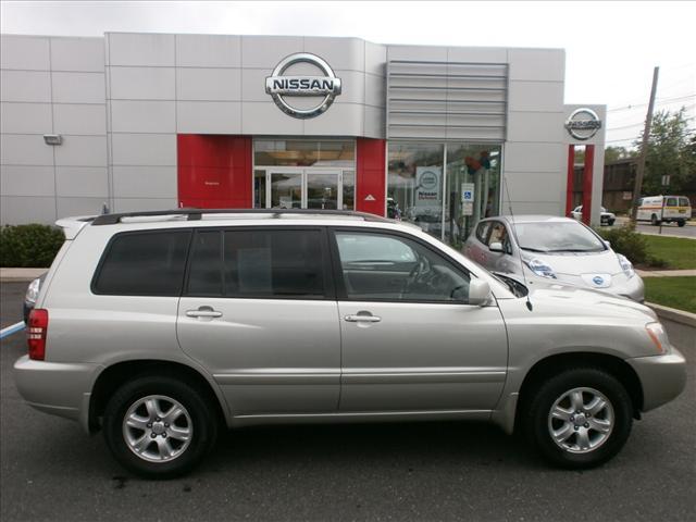 Photo of 2003 Toyota Highlander