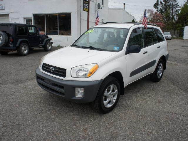 Photo of 2001 Toyota RAV4