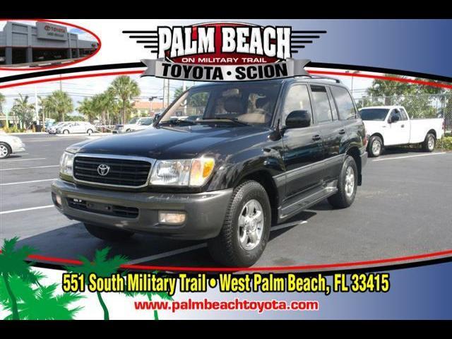 Photo of 2002 Toyota Land Cruiser