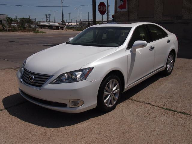 Photo of 2011 Lexus ES 350