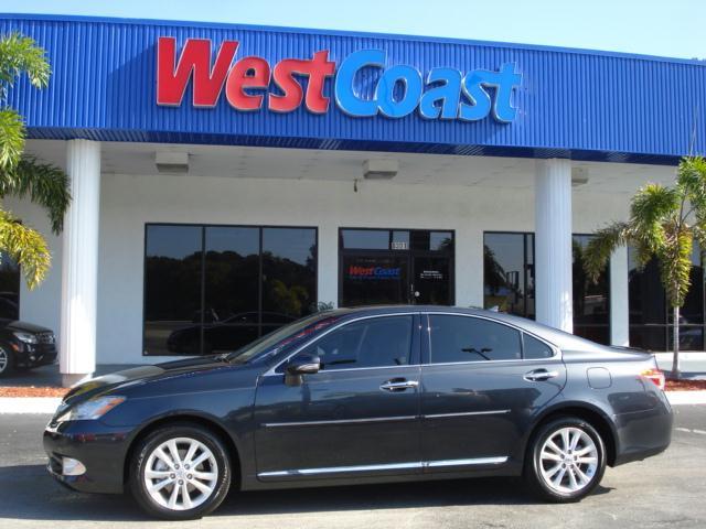 Photo of 2011 Lexus ES 350