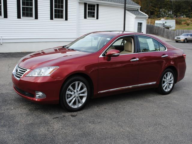 Photo of 2010 Lexus ES 350