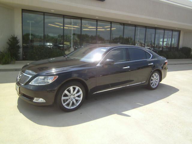 Photo of 2007 Lexus LS 460