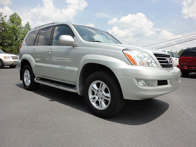 Photo of 2005 Lexus GX 470