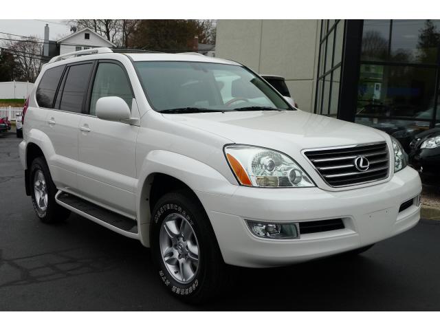 Photo of 2005 Lexus GX 470