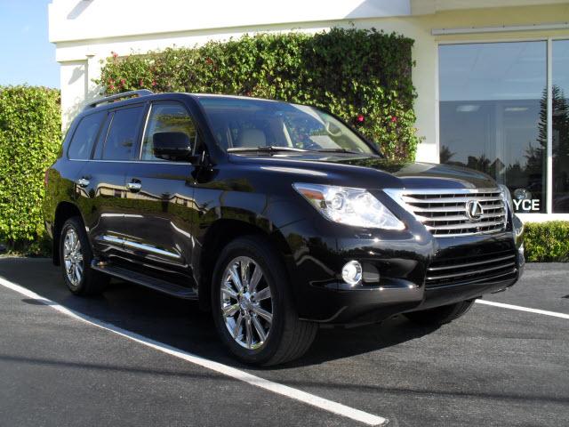 Photo of 2009 Lexus LX 570
