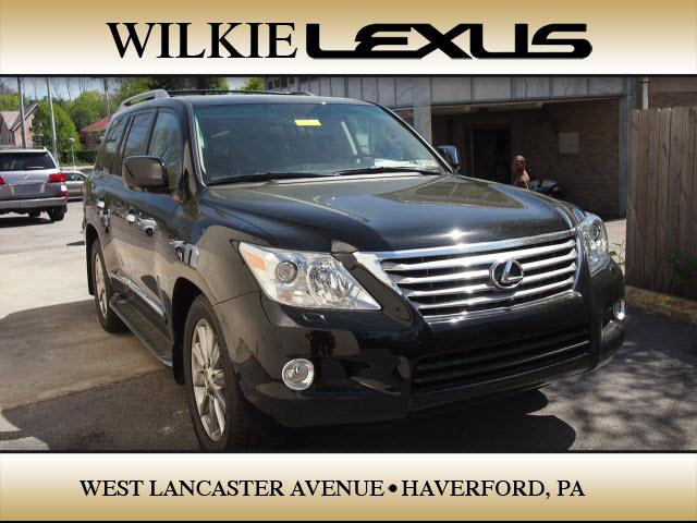 Photo of 2011 Lexus LX 570