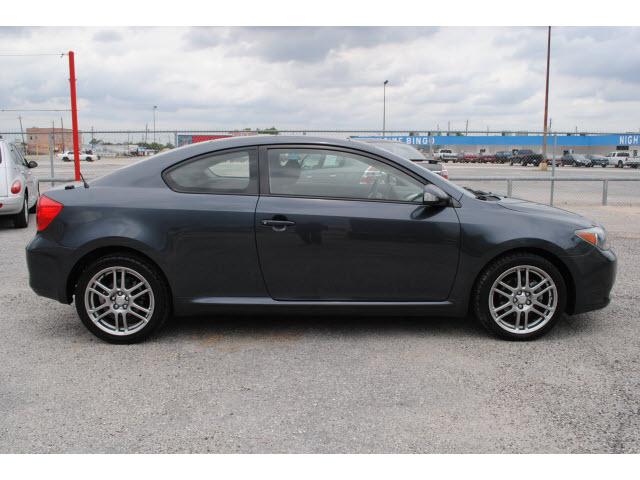 Photo of 2005 Scion tC