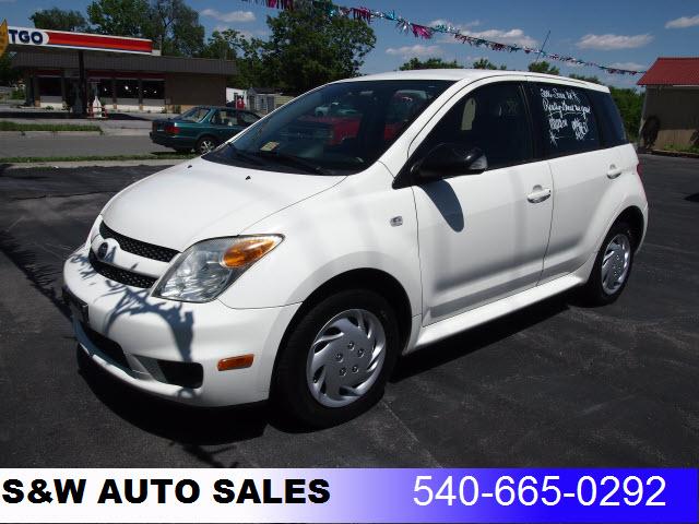 Photo of 2006 Scion xA
