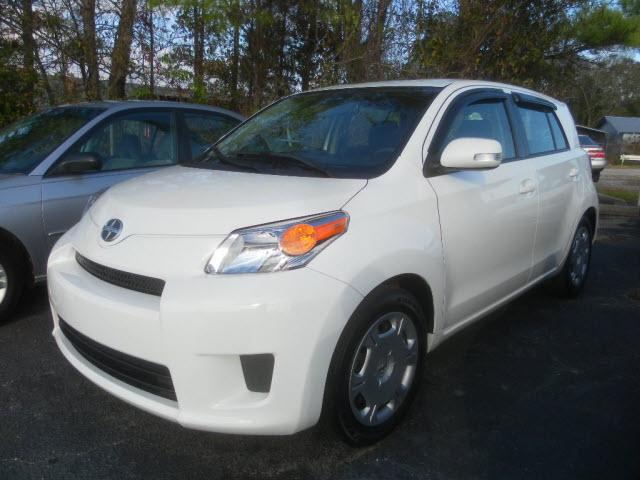 Photo of 2008 Scion xD