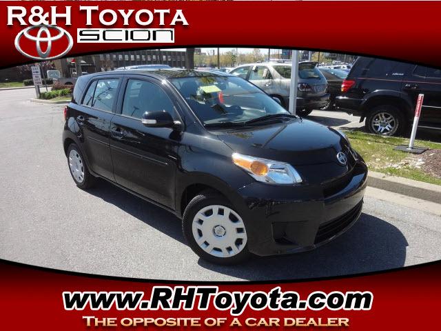 Photo of 2008 Scion xD