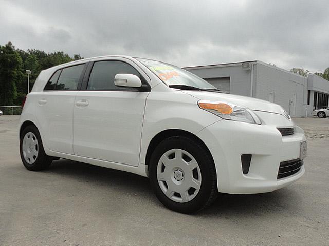 Photo of 2008 Scion xD