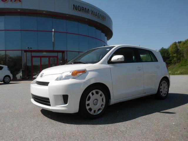 Photo of 2008 Scion xD