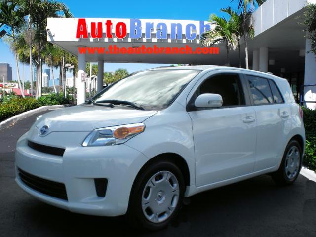 Photo of 2010 Scion xD