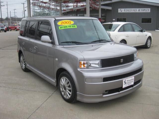 Photo of 2005 Scion xB