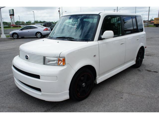 Photo of 2006 Scion xB