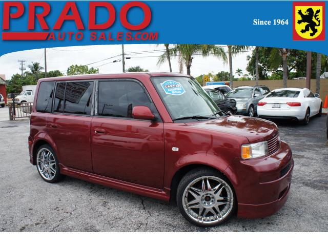 Photo of 2006 Scion xB
