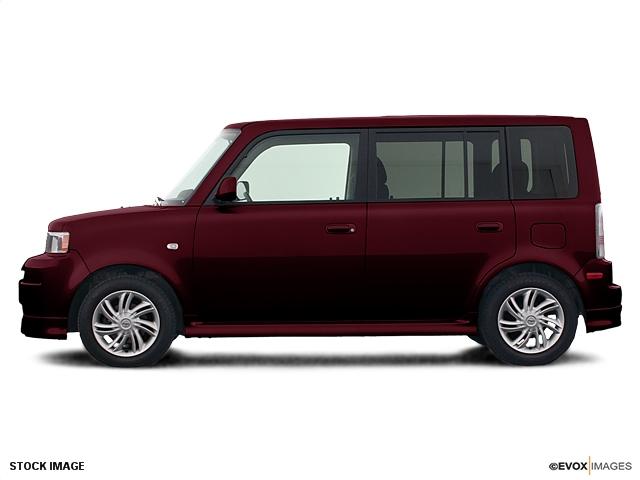 Photo of 2005 Scion xB