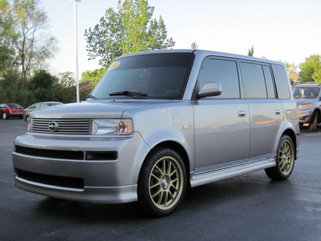 Photo of 2006 Scion xB