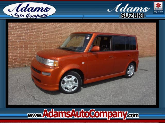 Photo of 2004 Scion xB