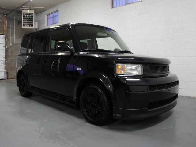 Photo of 2005 Scion xB