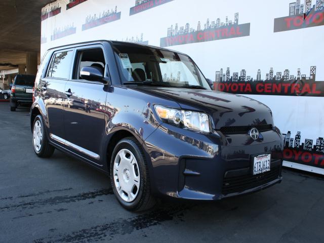 Photo of 2012 Scion xB