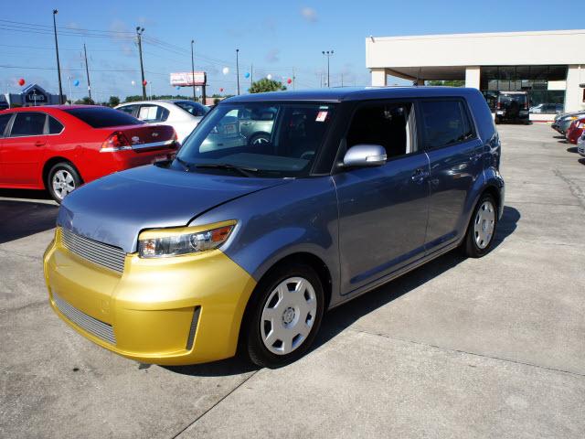 Photo of 2011 Scion xB