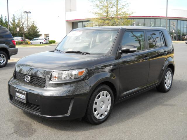 Photo of 2010 Scion xB