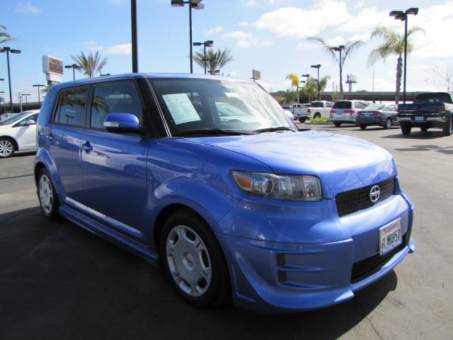 Photo of 2010 Scion xB