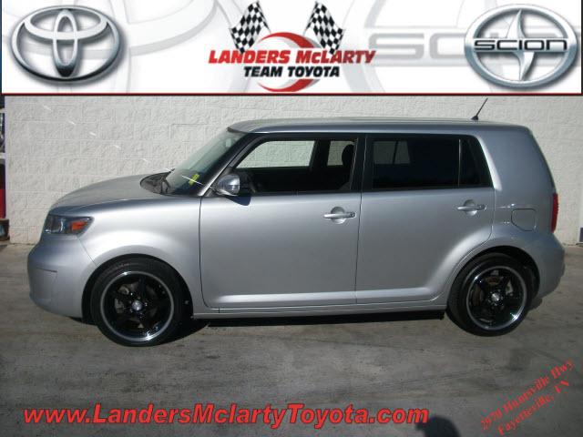 Photo of 2010 Scion xB
