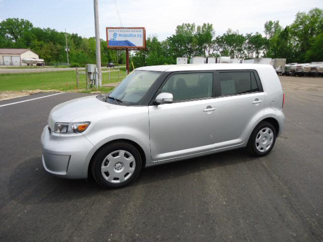 Photo of 2010 Scion xB