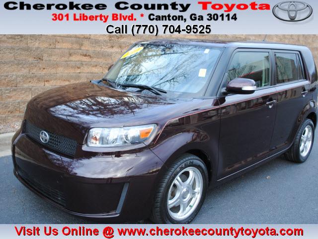Photo of 2010 Scion xB