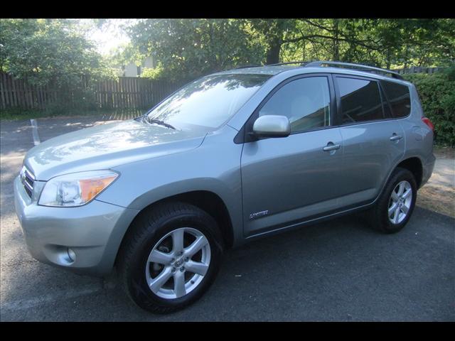 Photo of 2006 Toyota RAV4