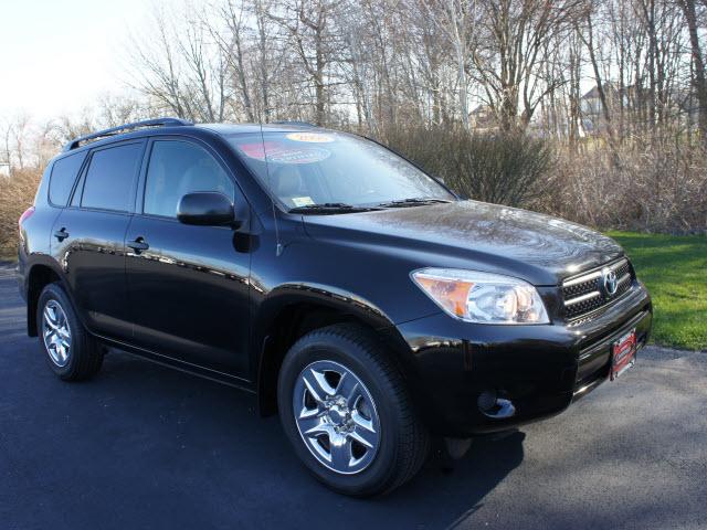 Photo of 2008 Toyota RAV4