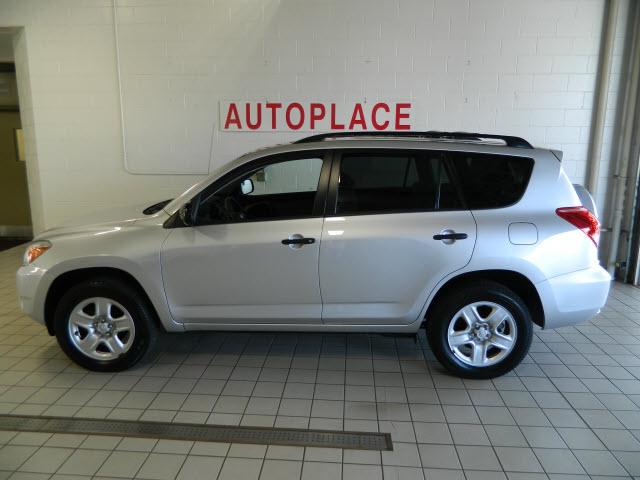 Photo of 2006 Toyota RAV4