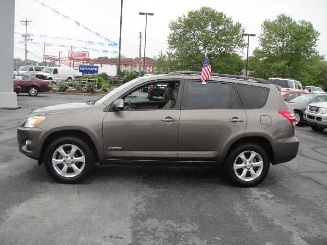 Photo of 2009 Toyota RAV4