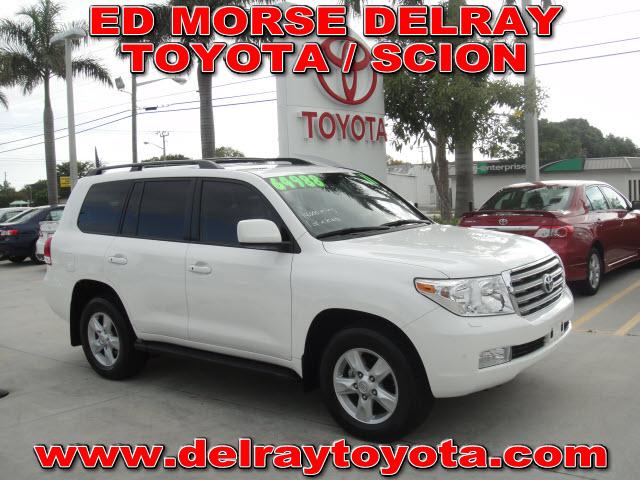Photo of 2011 Toyota Land Cruiser
