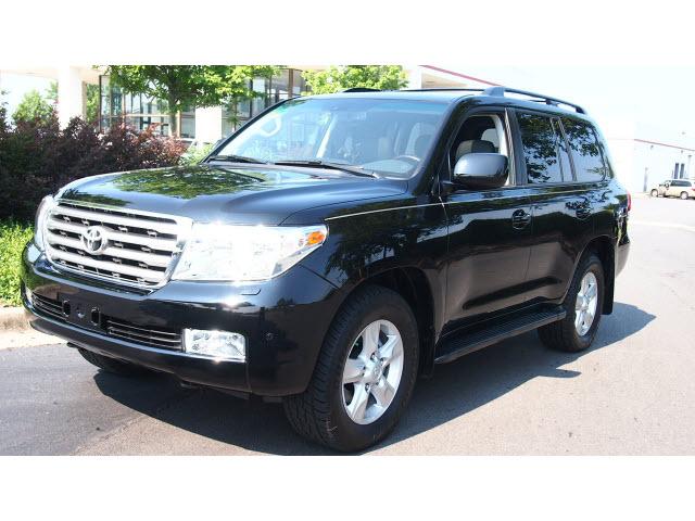 Photo of 2011 Toyota Land Cruiser