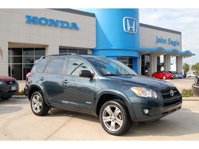 Photo of 2010 Toyota RAV4