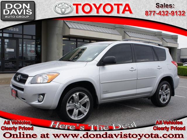 Photo of 2010 Toyota RAV4
