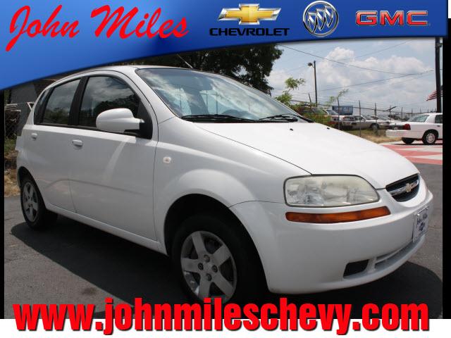Photo of 2005 Chevrolet Aveo