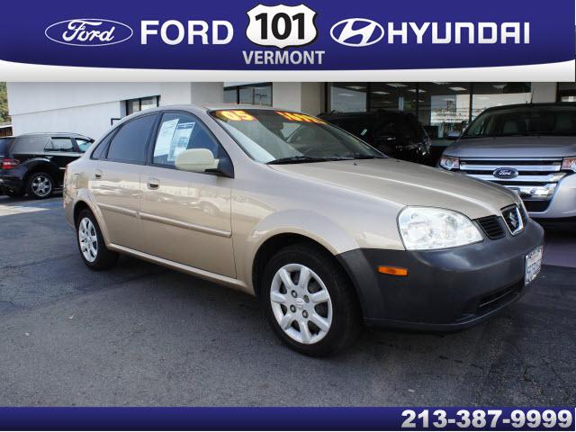 Photo of 2005 Suzuki Forenza