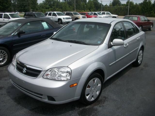 Photo of 2007 Suzuki Forenza